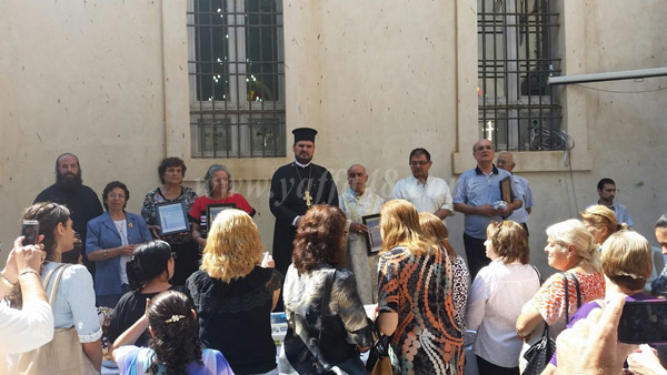  بالصور: كنيسة الخضر تُنظم احتفالاً لتكريم عدد من الأهالي